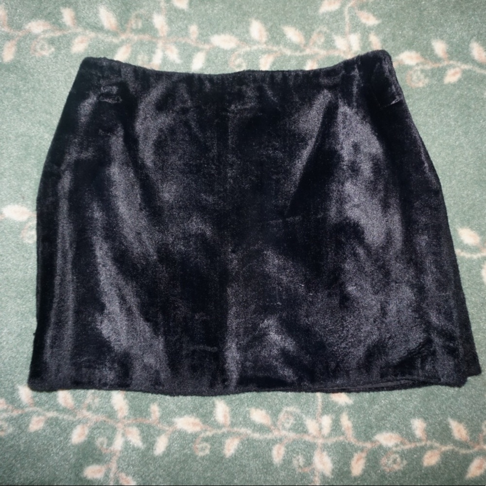 Velvet Mini Skirt 